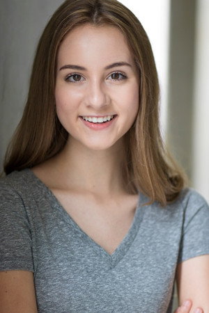 Gabrielle Valladares portrait