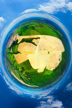 ΚΑΛΛΙΕΡΓΩΝΤΑΣ ΓΙΑ ΤΟΝ ΠΛΑΝΗΤΗ