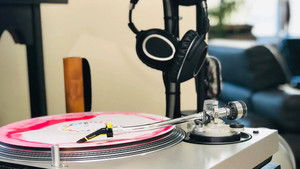 Ça vaut le coût: 7×12 {year} Online En Netflix