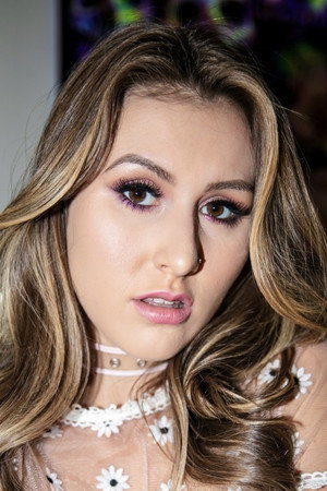 Paige Owens portrait