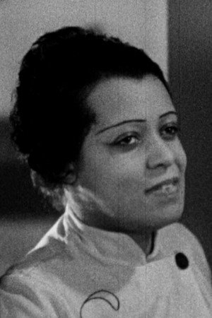 Bee Freeman portrait