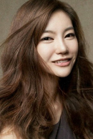 Bae Soo-kyung portrait