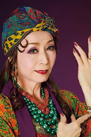 Masumi Rika portrait