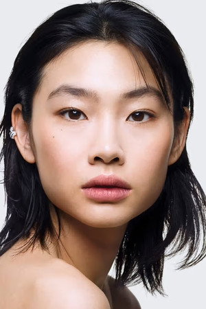 Hoyeon portrait