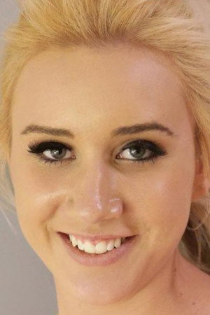 Brooke Underhill portrait