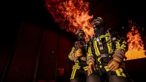 poster Feuer & Flamme – Mit Feuerwehrmännern im Einsatz