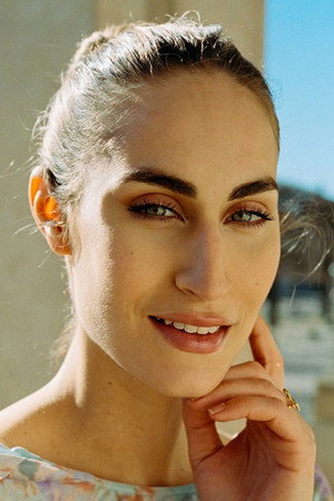 May Simón Lifschitz portrait