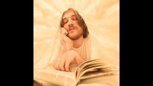 Bo Burnham: Inside 112