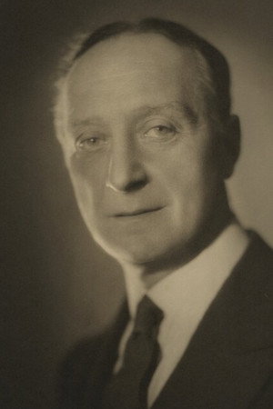Robert Hale portrait