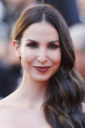 Sıla Şahin portrait