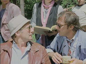 Ghosts from Outside: 1×7 {year} Online En Netflix