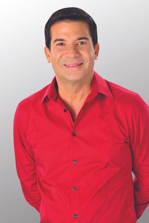 Edu Manzano portrait