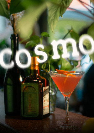 Cosmo 8