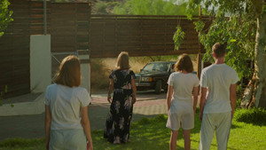 Dogtooth 75
