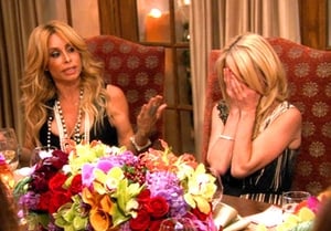 The Real Housewives of Beverly Hills: 1×9