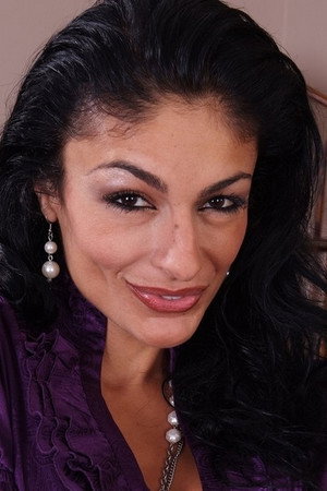 Persia Pele portrait