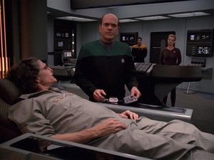 Star Trek: Voyager: Season 7 Episode 13