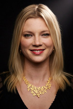 Amy Smart portrait