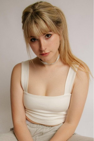 Brittney Rae portrait