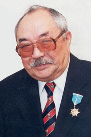 Aserbaydzhan Mambetov portrait
