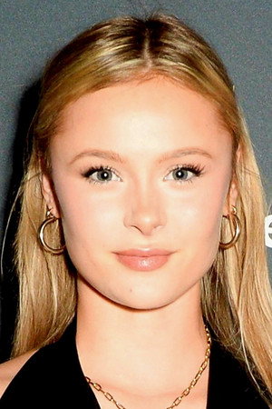 Mia Jenkins portrait