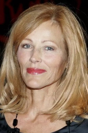 Suzanne Bjerrehuus portrait