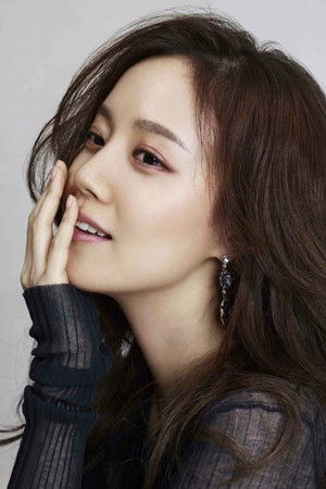 Moon Chae-won photo