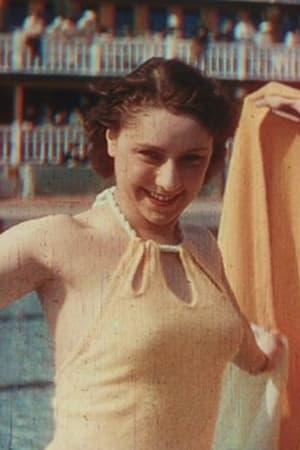 Défilé maillots de bain vintage à la piscine Molitor