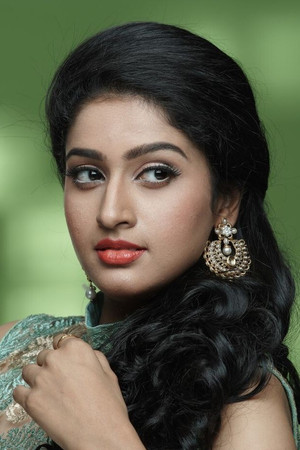 Tanya Ravichandran portrait