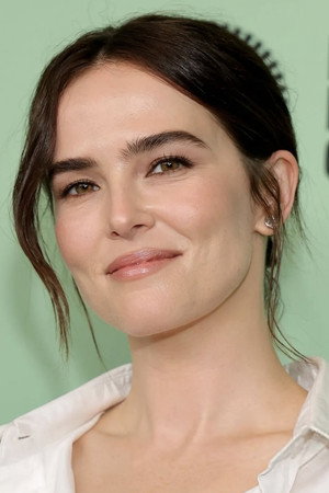 Zoey Deutch