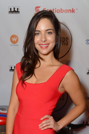 Holly Deveaux portrait