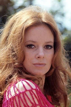 Luciana Paluzzi portrait
