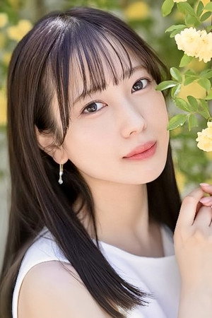 Yotsuha Kominato portrait