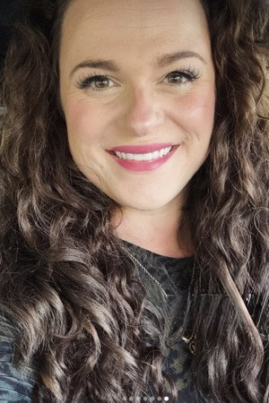 Diễn viên Alexandra Artrip