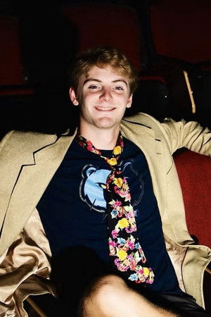 Perrin Mullinax thumbnail