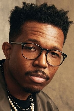 Foto retrato de Denzel Whitaker