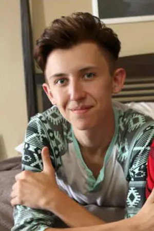 Blake Anderson portrait