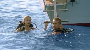 ดิ่งลึก ฉกมหาภัย 2005Into the Blue (2005)