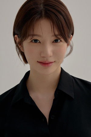 Cha Eun Dam