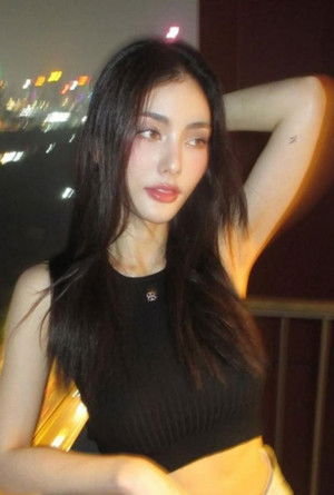 Rina Chatamonchai photo