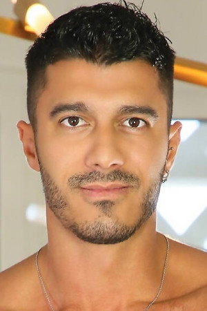 Lobo Carreira portrait