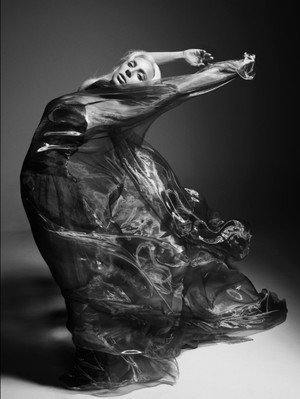 Image Dom Pérignon x Lady Gaga: The Labor of Creation (Director's Cut)
