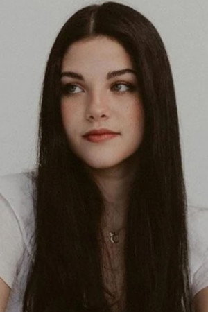 Chaislyn Jane King portrait