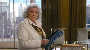 A Woman of Substance: 1×8
