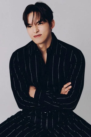 Shin Seungyong's photo