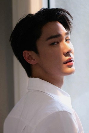 Photo de จิรวรรตน์ สุทธิวณิชศักดิ์