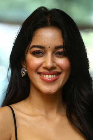 Mirnalini Ravi portrait