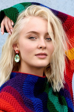 Zara Larsson photo 2