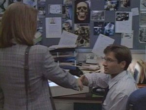 X-Files: Stagione 1 x Episodio 1