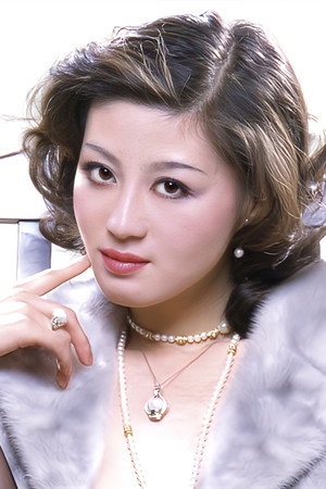 Erina Miyai portrait